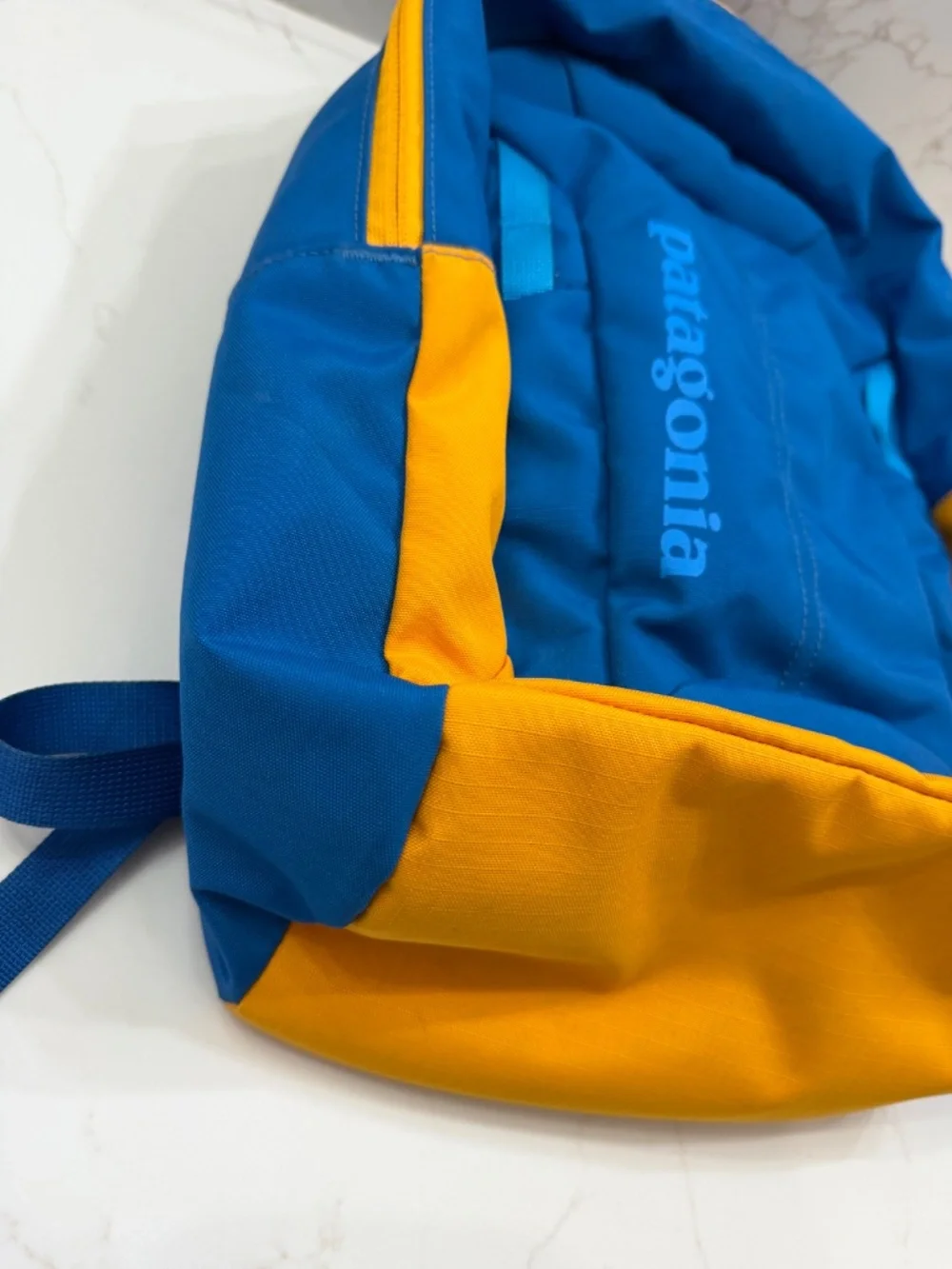 Patagonia Kids Refugio 15L Gym Backback Outdoor Hiking Trail Bag Blue Orange
